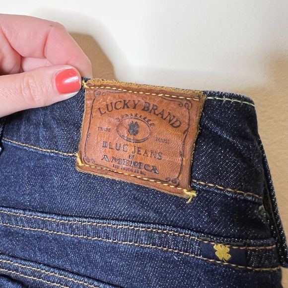 Y2K Lucky Brand “Sweet n’ Straight” Size 6 Straight Leg Jeans - Picture 6 of 7